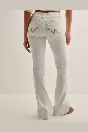 Nelly - Low Waist Bootcut Stitch Jeans
