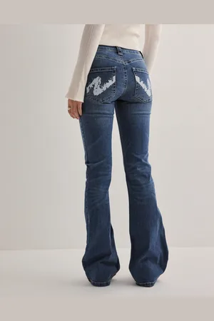 Nelly - Low Waist Bootcut Print Jeans