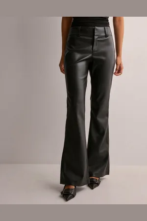 Gina Tricot - Pu mini bootcut trousers
