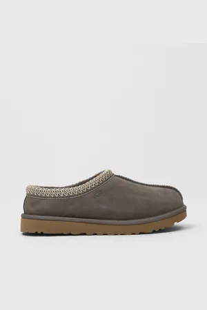 UGG - W Tasman