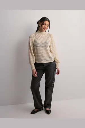 JDY - avery L/S Lace Top Jrs Noos