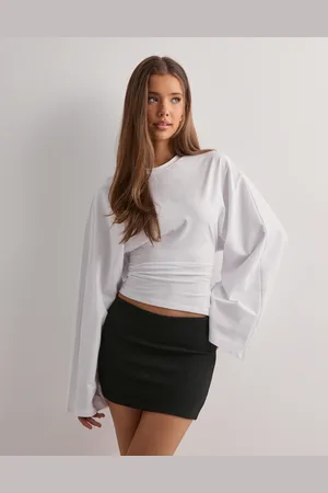 Nelly - Low Waist Mini Skirt