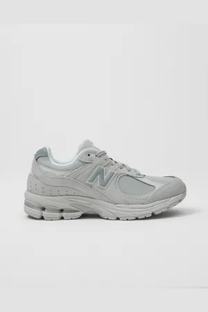 New Balance - 2002R