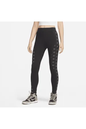 Nike Yoga Therma-FIT Women's Oversized High-Waisted Trousers. Nike CZ