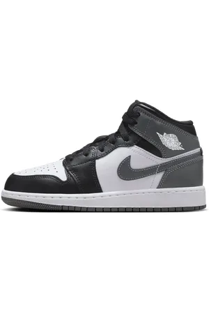 Jordan Nike Air 1 Mid Older Kids