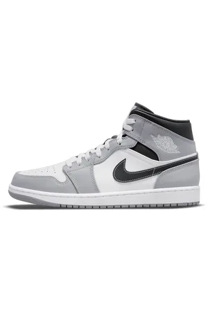Jordan Nike Air 1 Mid Shoes