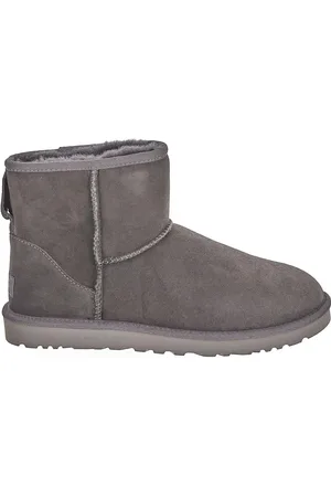 UGG Classic Mini Boot