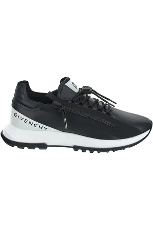 Givenchy Spectre Runner Sneakers