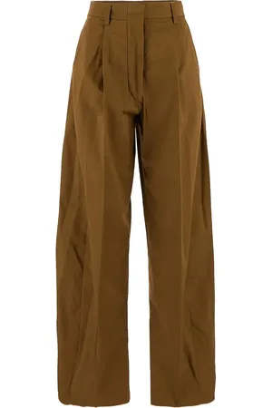 Thelatest Chino short pleat