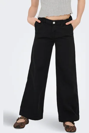 ONLY Kognew Cropped Fit Leveälahkeiset Housut