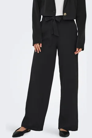 ONLY Onlnova Regular Fit Housut