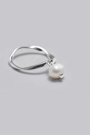 & OTHER STORIES Dangle Pearl Ring