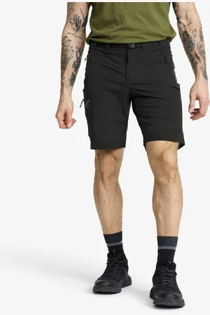 RevolutionRace Elevate Pro Hiking Shorts Miehet Black, Koko:2XL - > Shortsit
