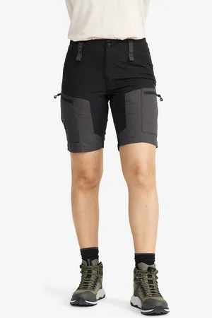 RevolutionRace RVRC GP Shorts Naiset Jetblack, Koko:2XL - > Housut > Shortsit