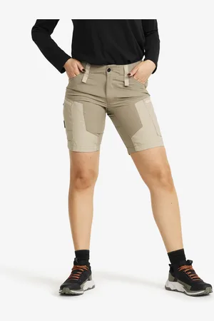 RevolutionRace RVRC GP Shorts Naiset Aluminium/Brindle, Koko:2XL - > Housut > Shortsit