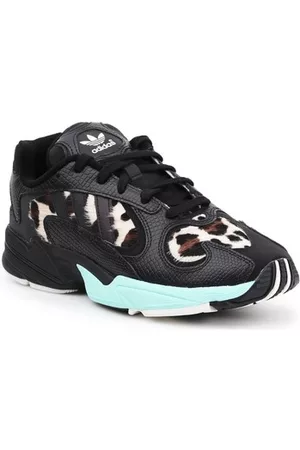 adidas Kengät Yung-1 lifestyle-kenkä FV6448 44 2/3