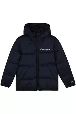 Champion Takit - 10 vuotta