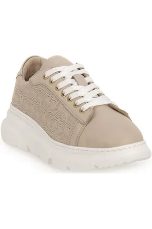 Frau Tennarit SOFT MILK 37