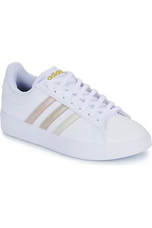 Adidas cloudfoam kengät hotsell