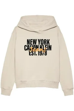 Calvin Klein Svetari - 4 vuotta