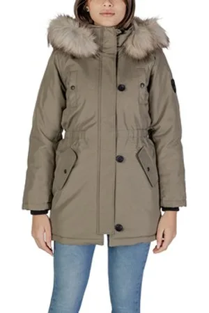 ONLY Parkatakki ONLIRIS FUR WINTER PARKA CC 2023 OTW 15304625 EU S