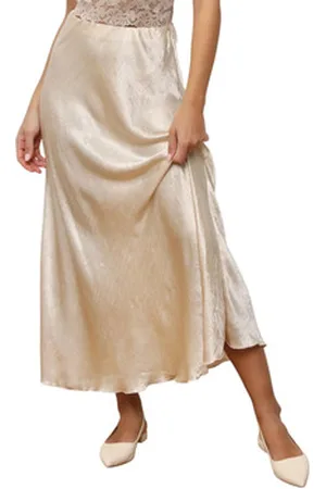 La Modeuse Lyhyt hame 74381_P175856 Yksi Koko