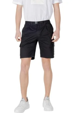 HUGO BOSS Shortsit & Bermuda-shortsit Sariel-Shorts 10270654 01 50534196 IT 44