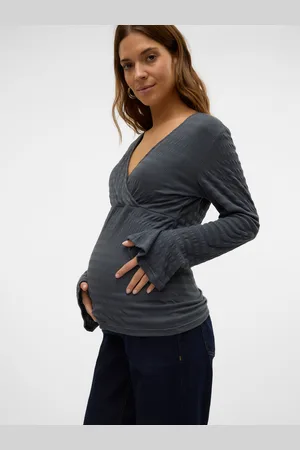Mama;licious Regular Fit V-pääntie Topit