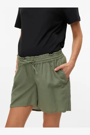 Mama;licious Regular Fit Shortsit
