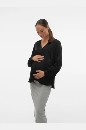 Mama;licious Regular Fit V-pääntie Topit