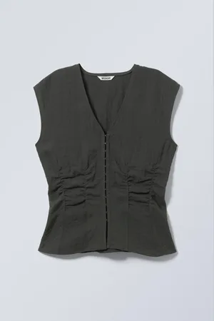 Weekday Sleeveless Crinkle Top