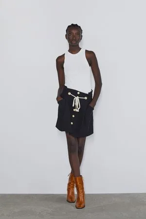 Zara Naiset Minihameet - Mini skirt with belt